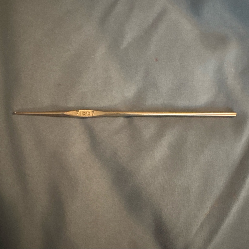 Vintage Hero Crochet Hook Made In USA Size 7 Steel